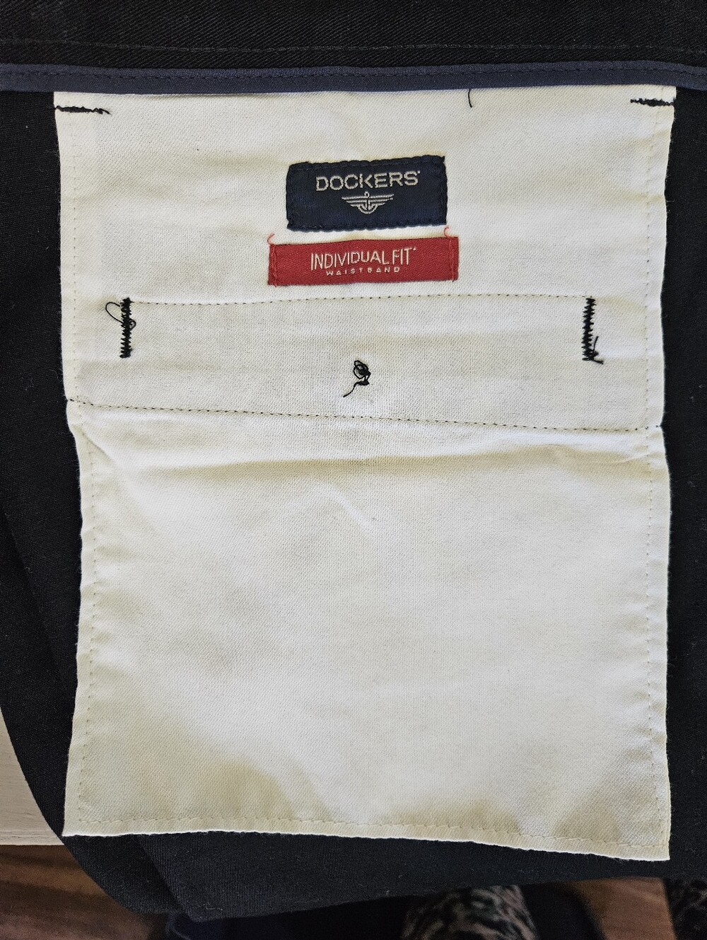 Dockers Men’s Black Straight Chinos